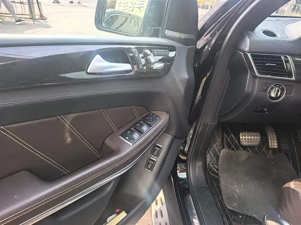 2017 Mercedes-Benz GLS AMG 5.5T 585HP V8 7AT,autocango,china used car exporter,china ev exporter,chinese used car exporter,chinese used ev exporter