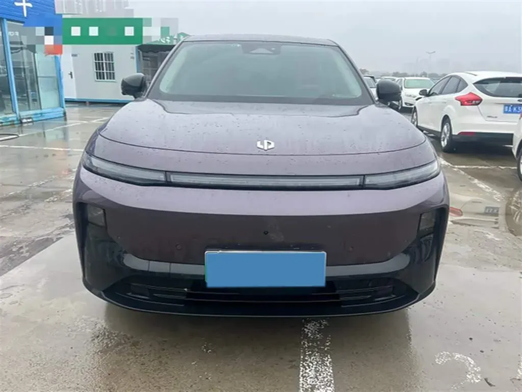 2025 Leapmotor B10 BEV 56.2KWH,autocango,china used car exporter,china ev exporter,chinese used car exporter,chinese used ev exporter