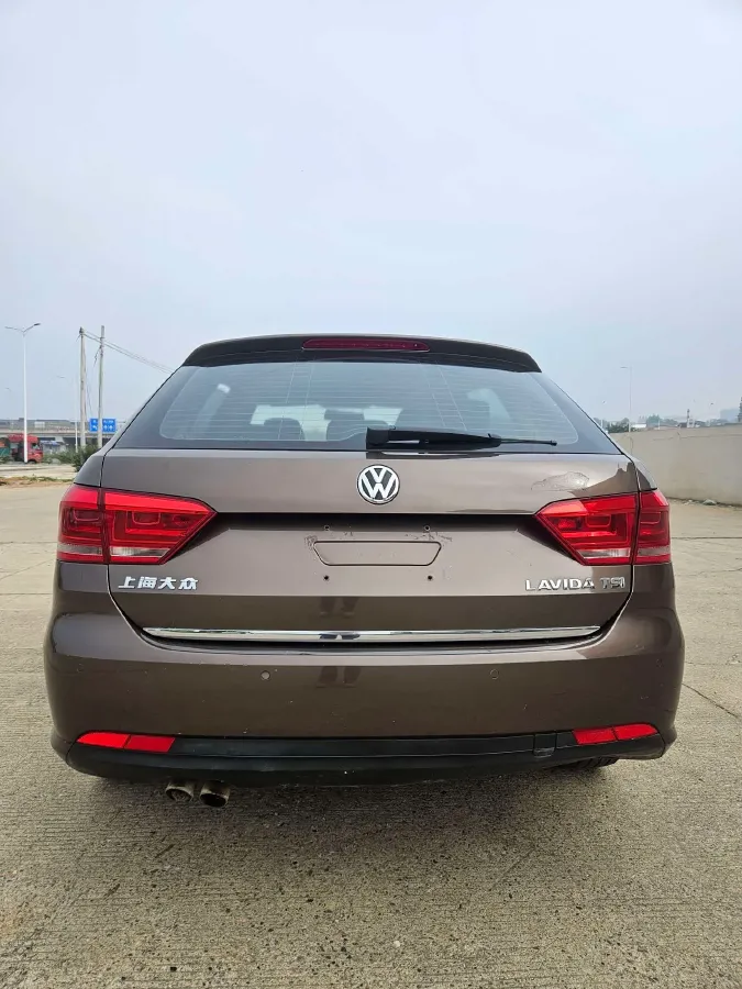 2013 Volkswagen Gran Lavida 1.4T 131HP L4 5MT,autocango,china used car exporter,china ev exporter,chinese used car exporter,chinese used ev exporter