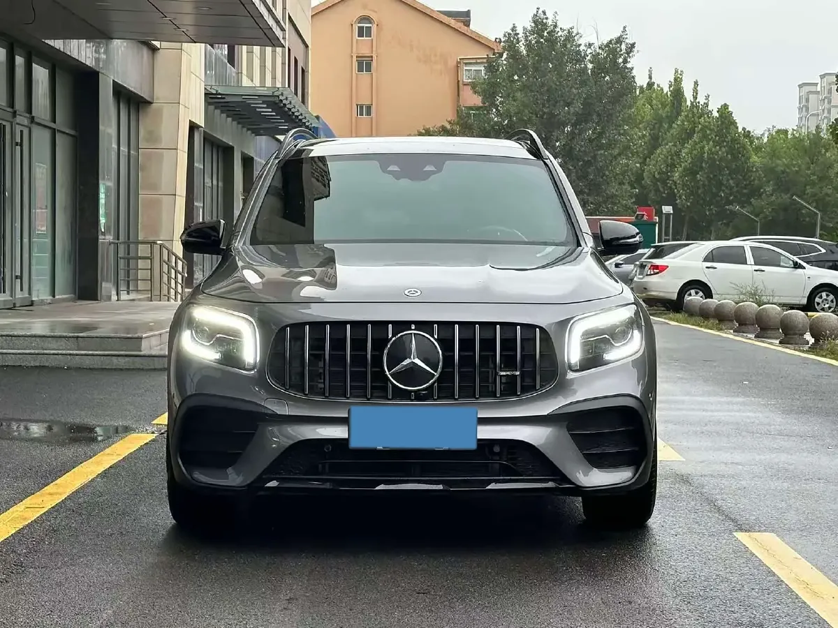 2023 Mercedes-Benz GLB AMG 2.0T 306HP L4 8DCT,autocango,china used car exporter,china ev exporter,chinese used car exporter,chinese used ev exporter