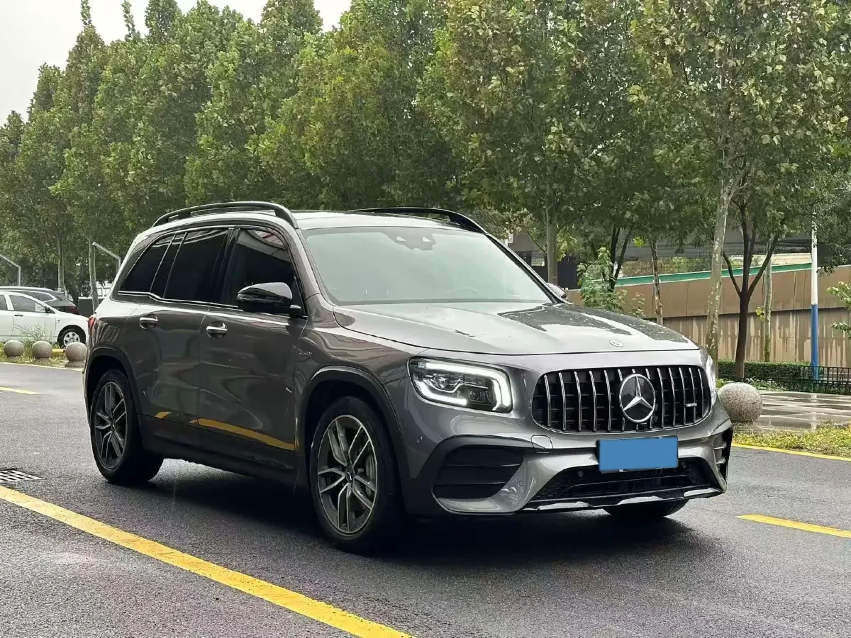 2023 Mercedes-Benz GLB AMG 2.0T 306HP L4 8DCT,autocango,china used car exporter,china ev exporter,chinese used car exporter,chinese used ev exporter