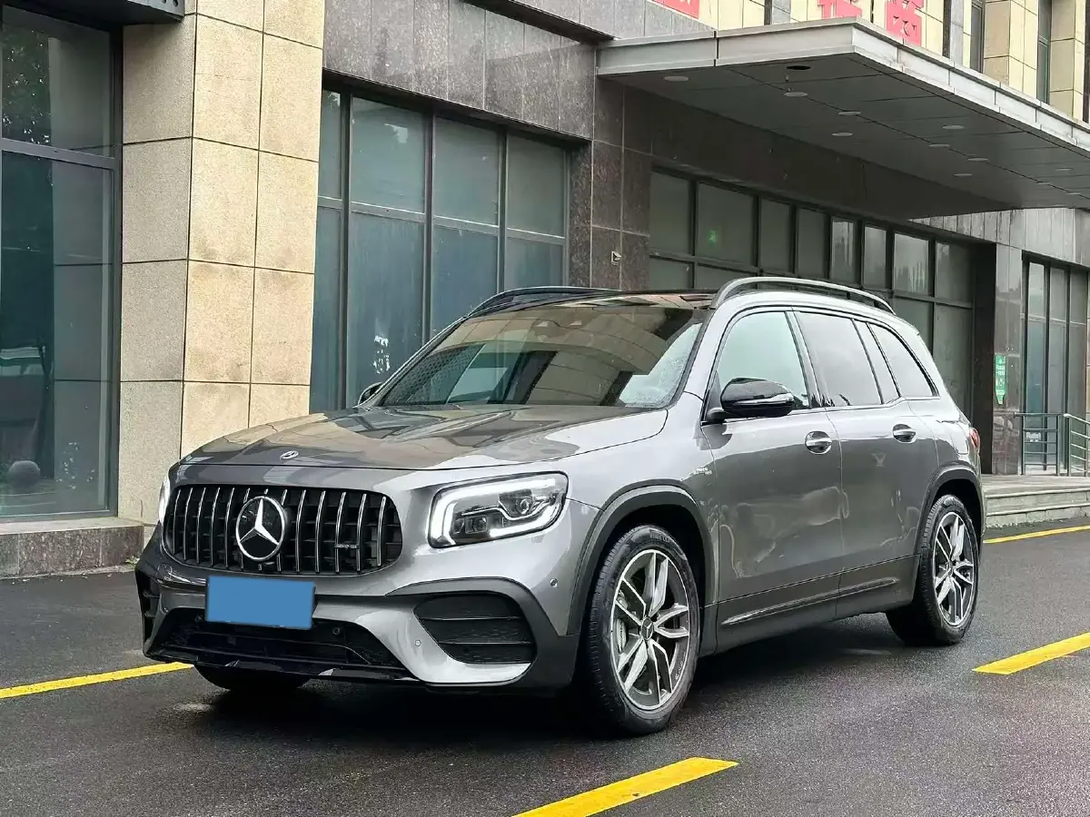 2023 Mercedes-Benz GLB AMG 2.0T 306HP L4 8DCT