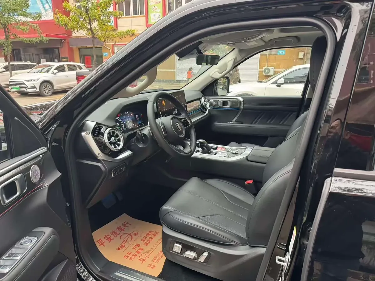 2025 Tank 400 2.0T 252HP L4 9AT,autocango,china used car exporter,china ev exporter,chinese used car exporter,chinese used ev exporter