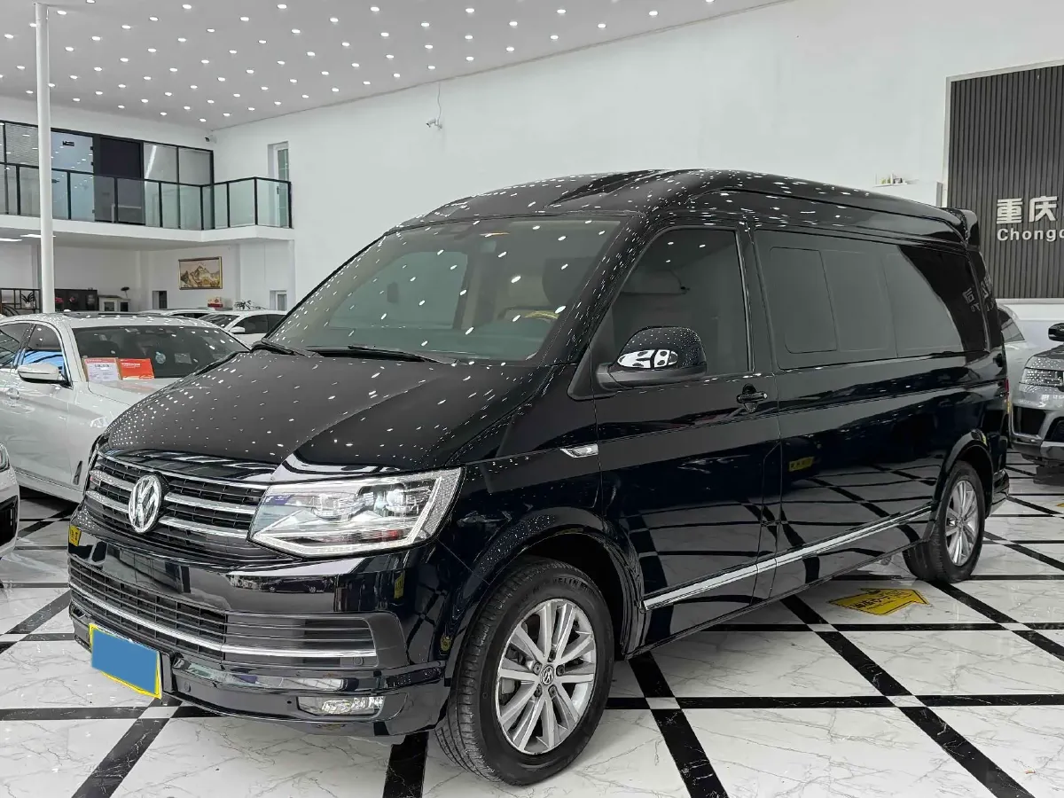 2019 Volkswagen Multivan 2.0T 204HP L4 7DCT,autocango,china used car exporter,china ev exporter,chinese used car exporter,chinese used ev exporter