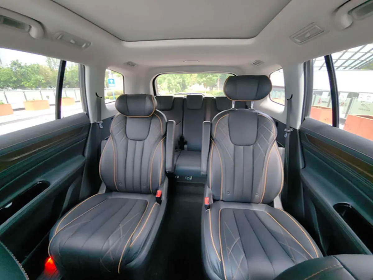 2021 Ford Equator 2.0T 224HP L4 6DCT,autocango,china used car exporter,china ev exporter,chinese used car exporter,chinese used ev exporter