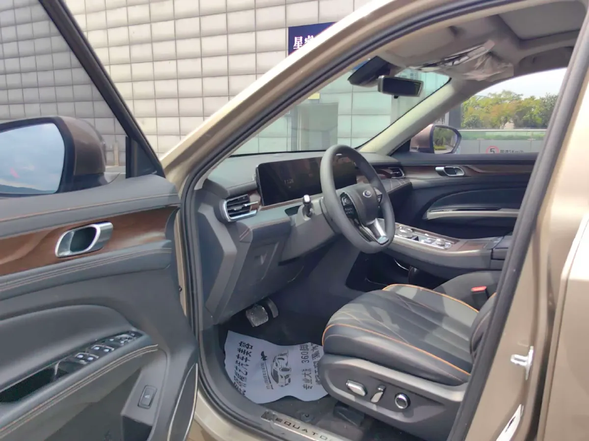 2021 Ford Equator 2.0T 224HP L4 6DCT,autocango,china used car exporter,china ev exporter,chinese used car exporter,chinese used ev exporter