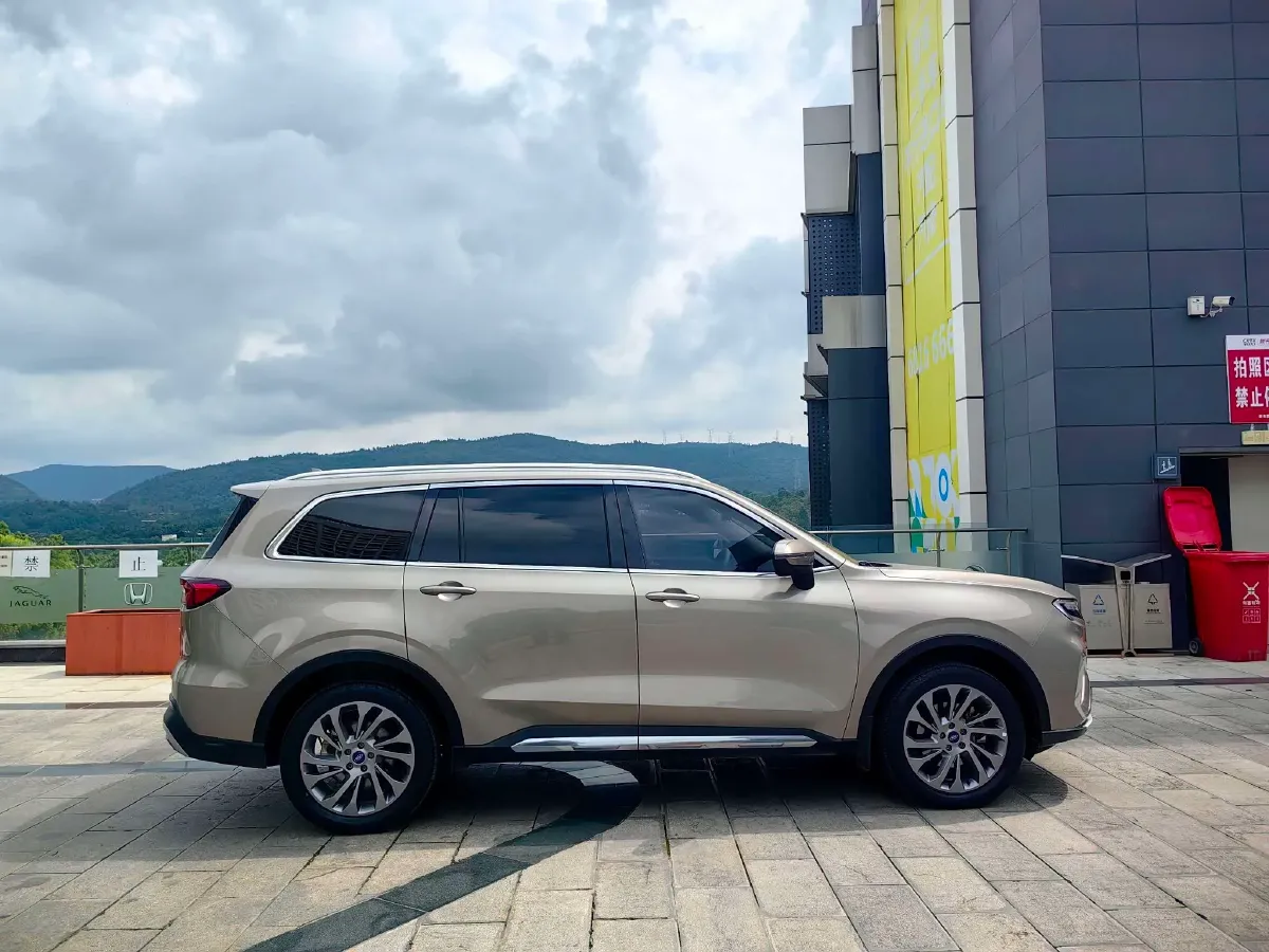 2021 Ford Equator 2.0T 224HP L4 6DCT,autocango,china used car exporter,china ev exporter,chinese used car exporter,chinese used ev exporter