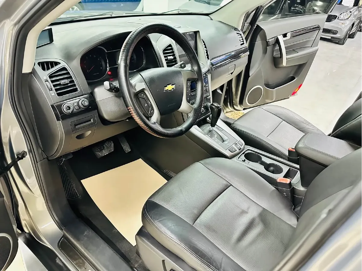 2017 Chevrolet Captiva 2.4L 167HP L4 6AT,autocango,china used car exporter,china ev exporter,chinese used car exporter,chinese used ev exporter