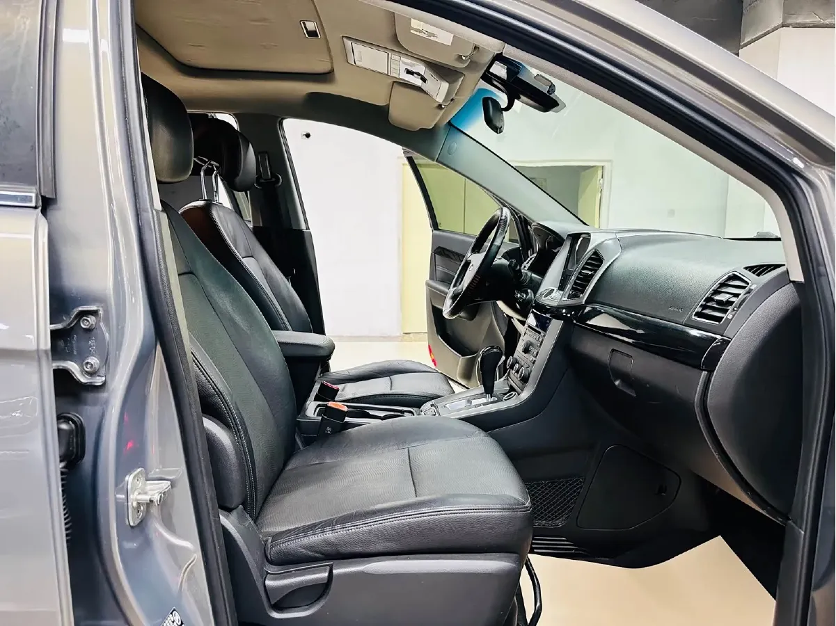 2017 Chevrolet Captiva 2.4L 167HP L4 6AT,autocango,china used car exporter,china ev exporter,chinese used car exporter,chinese used ev exporter