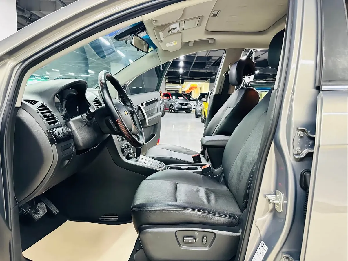 2017 Chevrolet Captiva 2.4L 167HP L4 6AT,autocango,china used car exporter,china ev exporter,chinese used car exporter,chinese used ev exporter