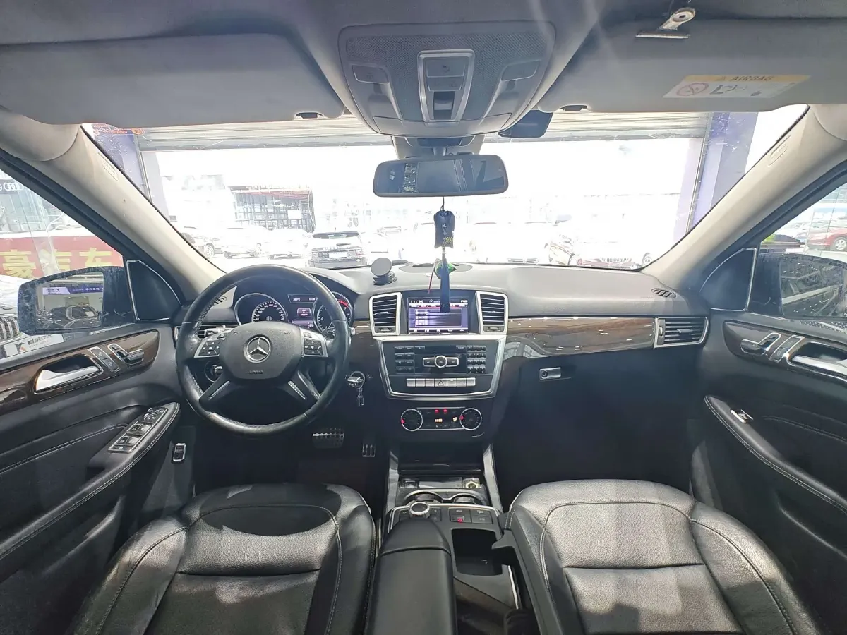 2014 Mercedes-Benz M Class 3.0T 258HP V6 7AT,autocango,china used car exporter,china ev exporter,chinese used car exporter,chinese used ev exporter