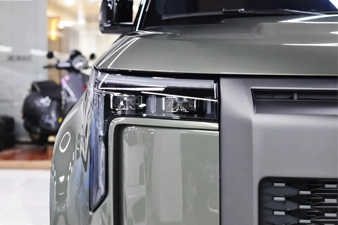 2023 ROX 01 1.5T 152HP L4 REEV 56.01KWH,autocango,china used car exporter,china ev exporter,chinese used car exporter,chinese used ev exporter