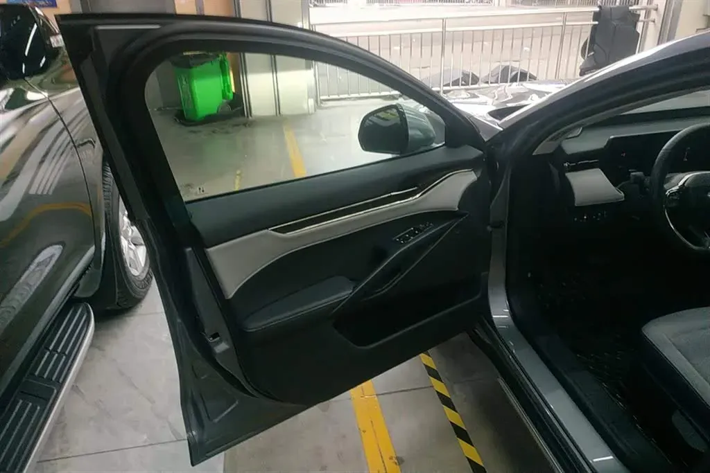 2023 Ford Mondeo 1.5T 190HP L4 8AT,autocango,china used car exporter,china ev exporter,chinese used car exporter,chinese used ev exporter