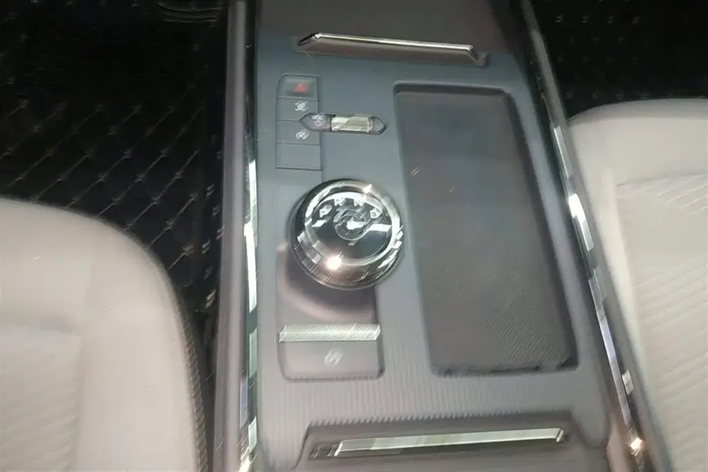 2023 Ford Mondeo 1.5T 190HP L4 8AT,autocango,china used car exporter,china ev exporter,chinese used car exporter,chinese used ev exporter