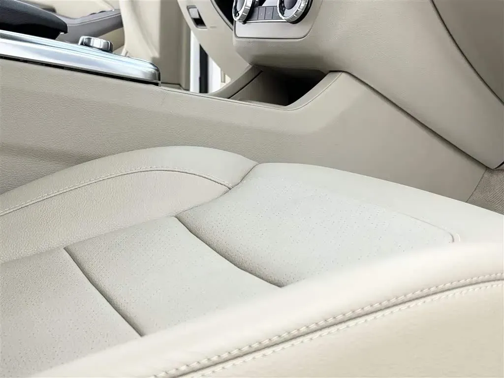 2014 Mercedes-Benz M Class 3.0T 272HP V6 7AT,autocango,china used car exporter,china ev exporter,chinese used car exporter,chinese used ev exporter