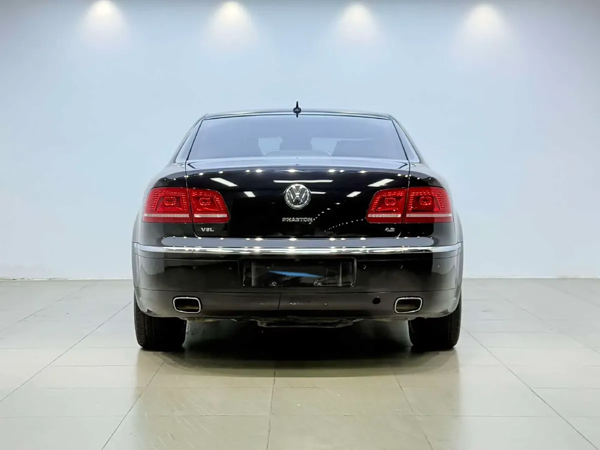 2012 Volkswagen Pheaton 4.2L 335HP V8 6AT,autocango,china used car exporter,china ev exporter,chinese used car exporter,chinese used ev exporter