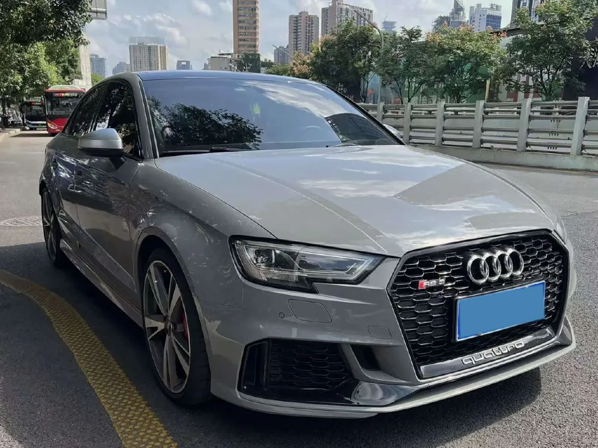 2017 Audi RS 3 2.5T 400HP L5 7DCT,autocango,china used car exporter,china ev exporter,chinese used car exporter,chinese used ev exporter