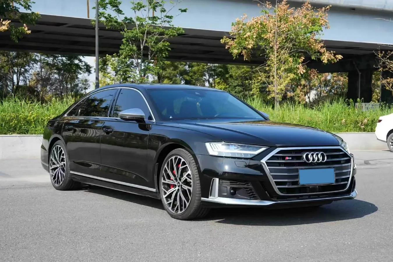2021 Audi S8 4.0T 571HP V8 8AT,autocango,china used car exporter,china ev exporter,chinese used car exporter,chinese used ev exporter