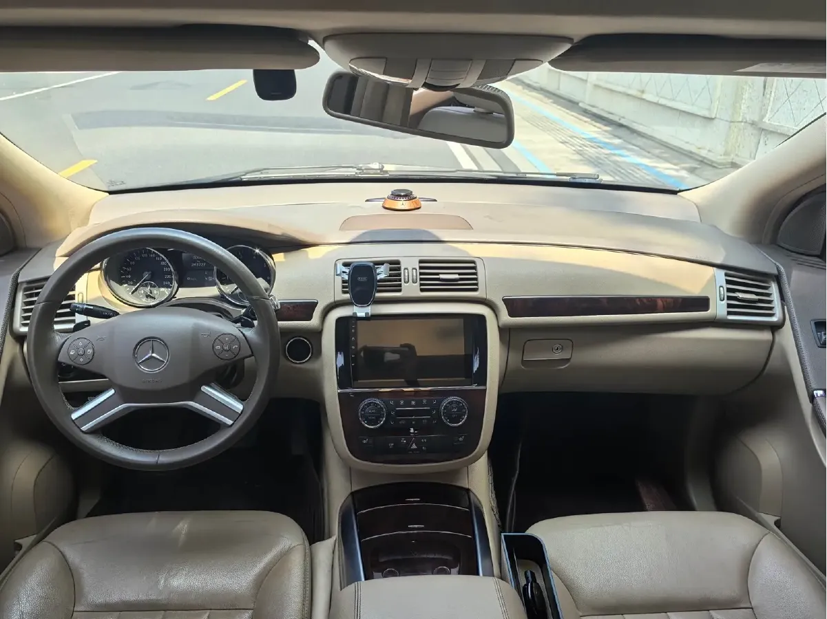 2009 Mercedes-Benz R Class 3.0L 231HP V6 7AT,autocango,china used car exporter,china ev exporter,chinese used car exporter,chinese used ev exporter