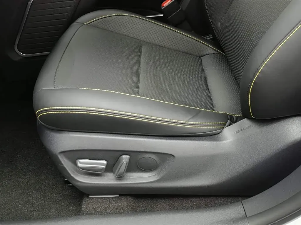 2025 Toyota bZ5 BEV,autocango,china used car exporter,china ev exporter,chinese used car exporter,chinese used ev exporter