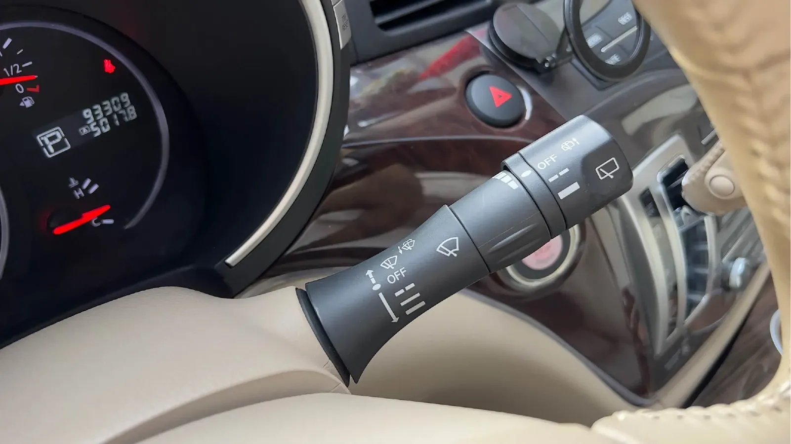 2015 Nissan Quest 3.5L 277HP V6 CVT,autocango,china used car exporter,china ev exporter,chinese used car exporter,chinese used ev exporter