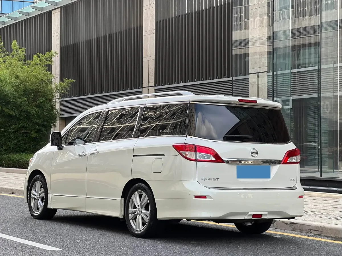 2015 Nissan Quest 3.5L 277HP V6 CVT,autocango,china used car exporter,china ev exporter,chinese used car exporter,chinese used ev exporter