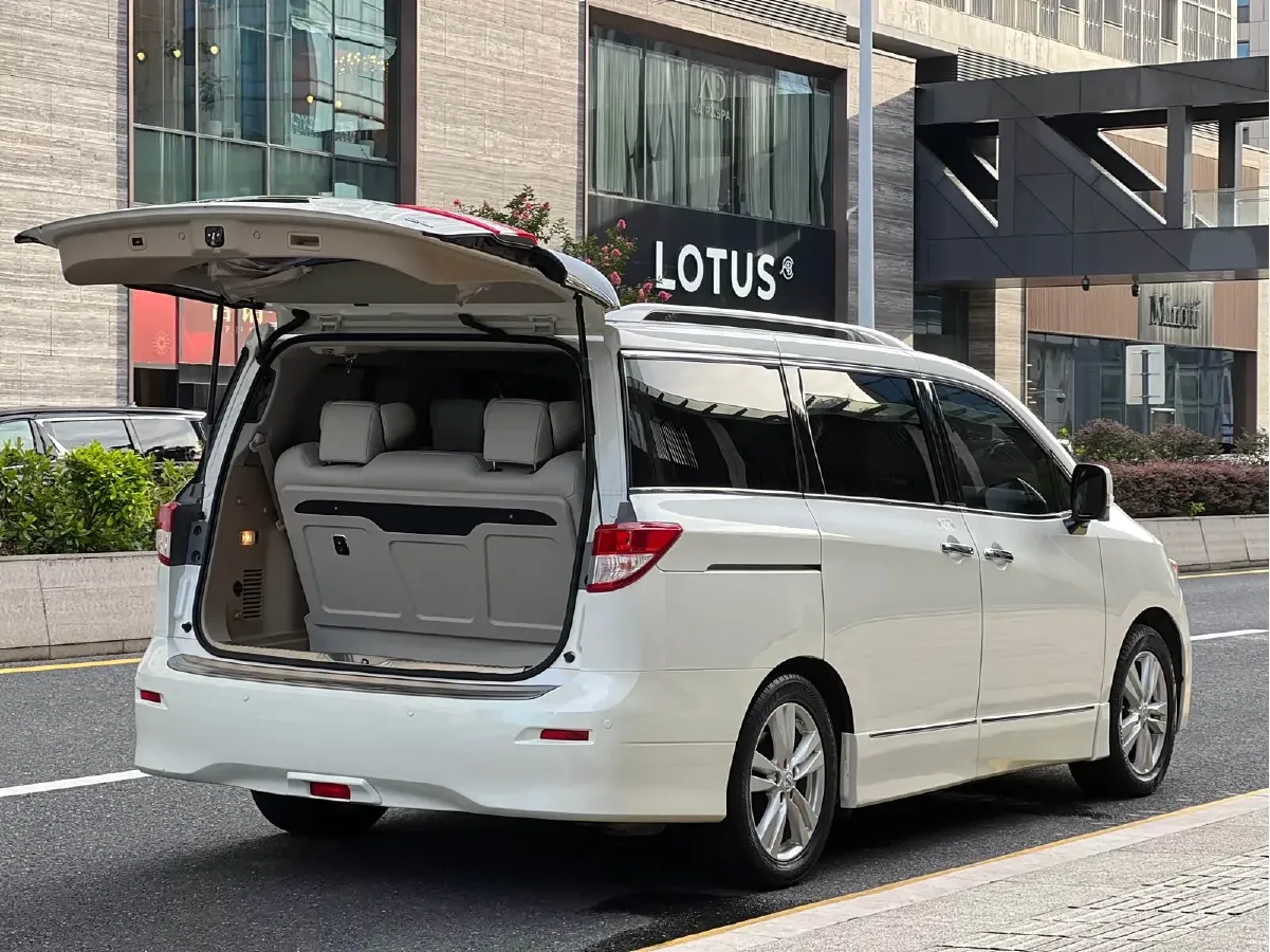 2015 Nissan Quest 3.5L 277HP V6 CVT,autocango,china used car exporter,china ev exporter,chinese used car exporter,chinese used ev exporter