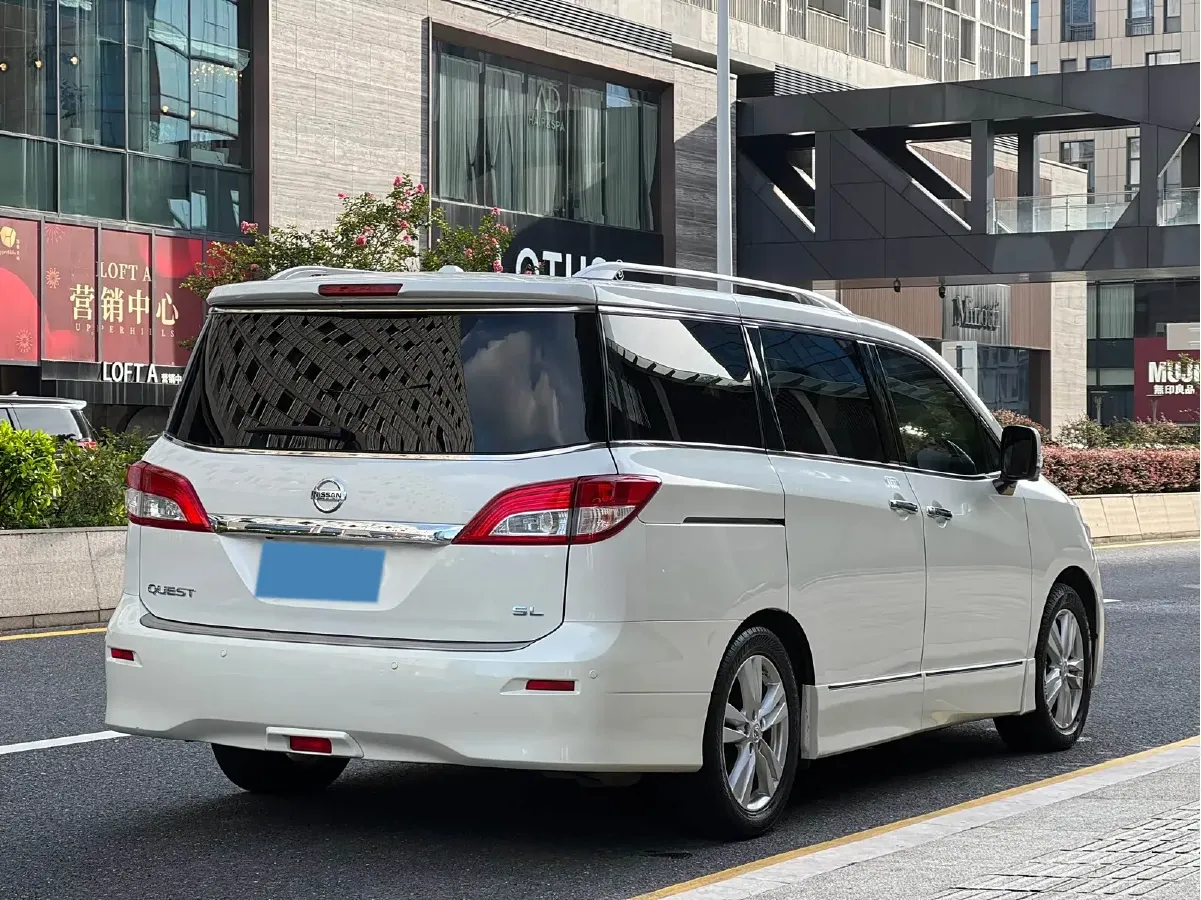 2015 Nissan Quest 3.5L 277HP V6 CVT,autocango,china used car exporter,china ev exporter,chinese used car exporter,chinese used ev exporter