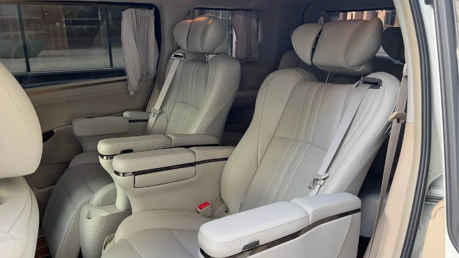 2015 Nissan Quest 3.5L 277HP V6 CVT,autocango,china used car exporter,china ev exporter,chinese used car exporter,chinese used ev exporter