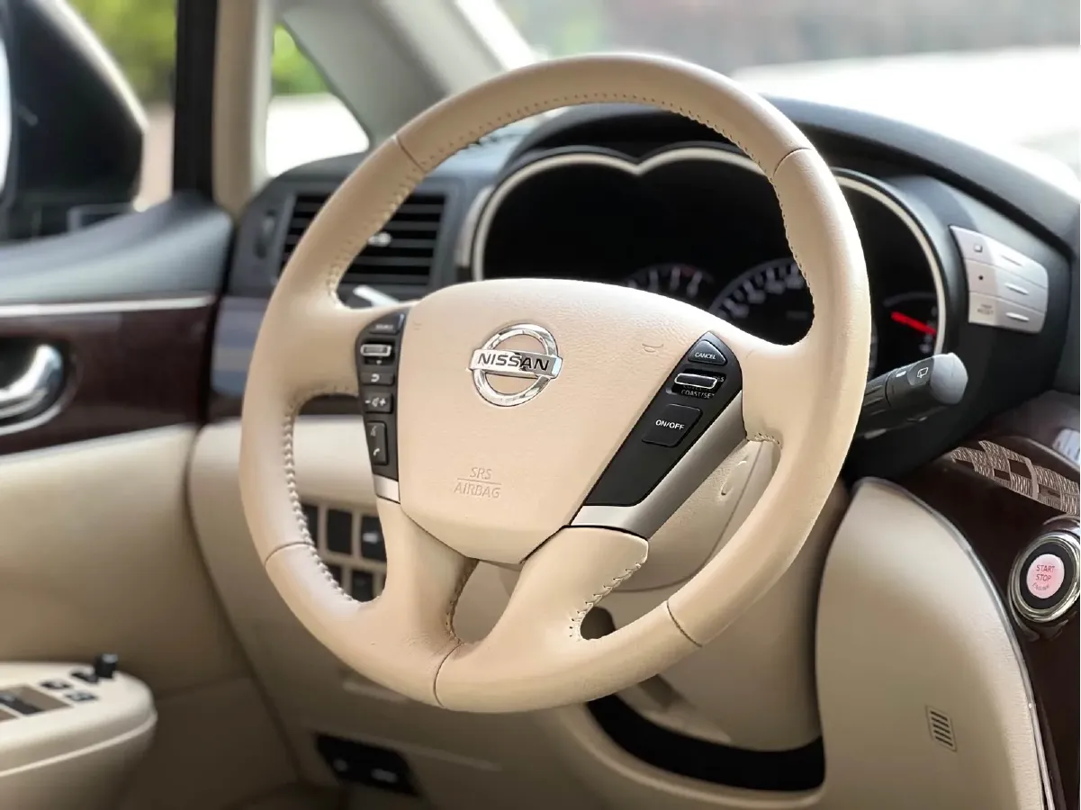 2015 Nissan Quest 3.5L 277HP V6 CVT,autocango,china used car exporter,china ev exporter,chinese used car exporter,chinese used ev exporter