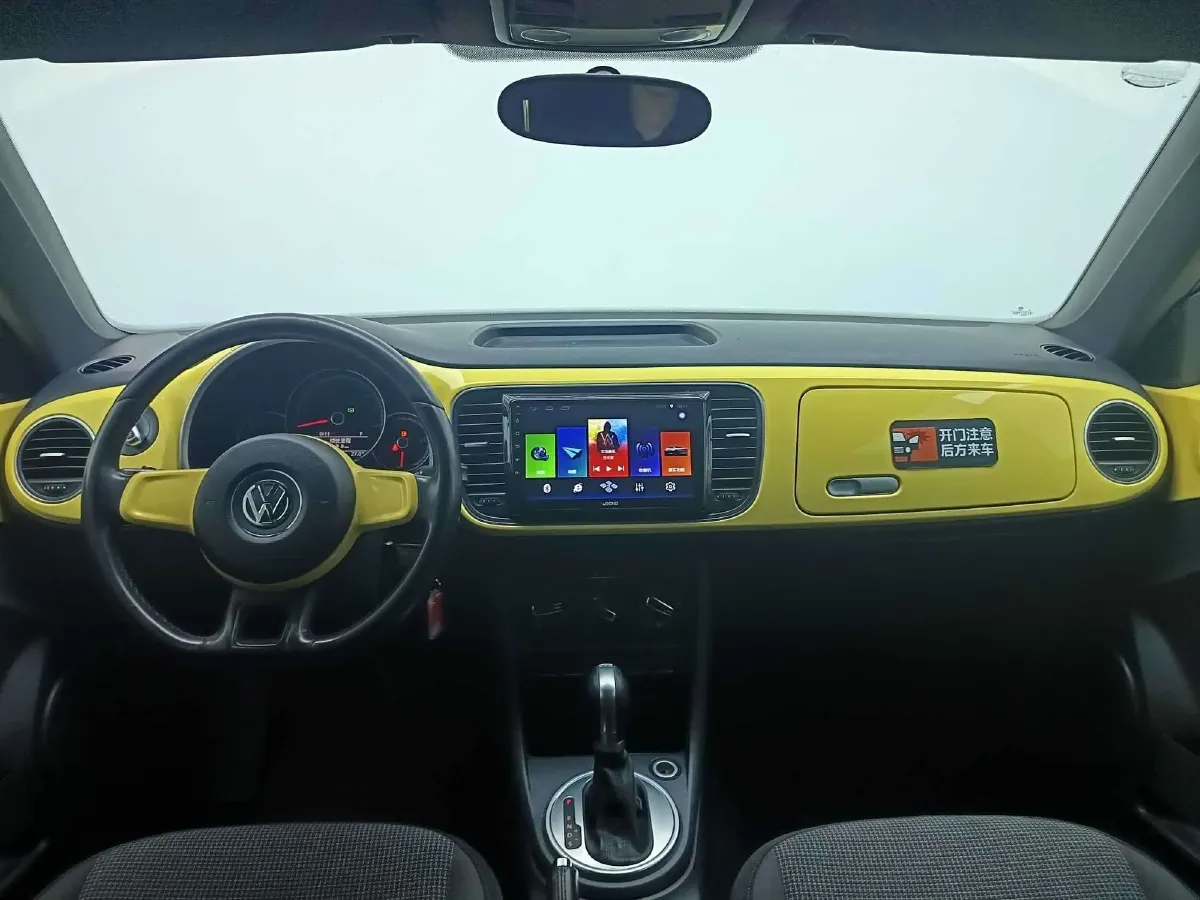 2014 Volkswagen Beetle 1.2T 105HP L4 7DCT,autocango,china used car exporter,china ev exporter,chinese used car exporter,chinese used ev exporter