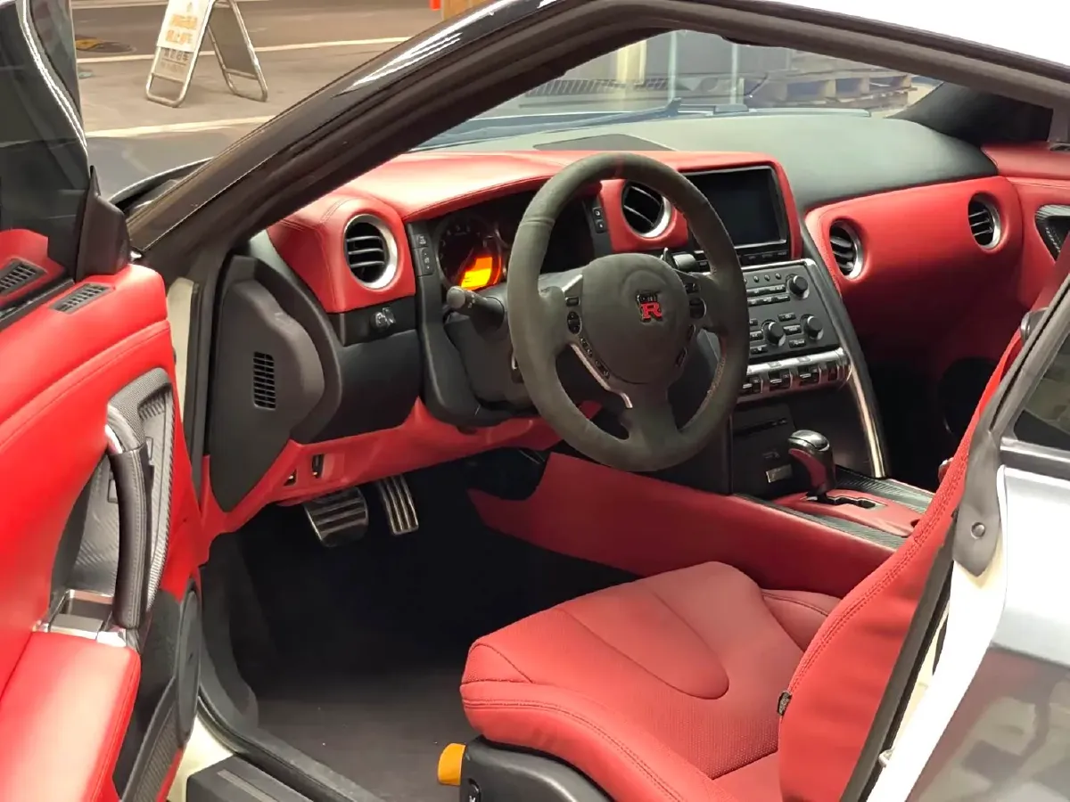 2010 Nissan GT-R 3.8T 486HP V6 6DCT,autocango,china used car exporter,china ev exporter,chinese used car exporter,chinese used ev exporter