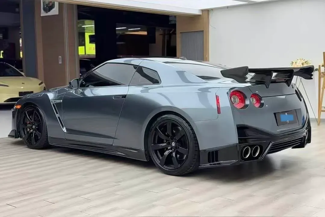 2010 Nissan GT-R 3.8T 486HP V6 6DCT,autocango,china used car exporter,china ev exporter,chinese used car exporter,chinese used ev exporter