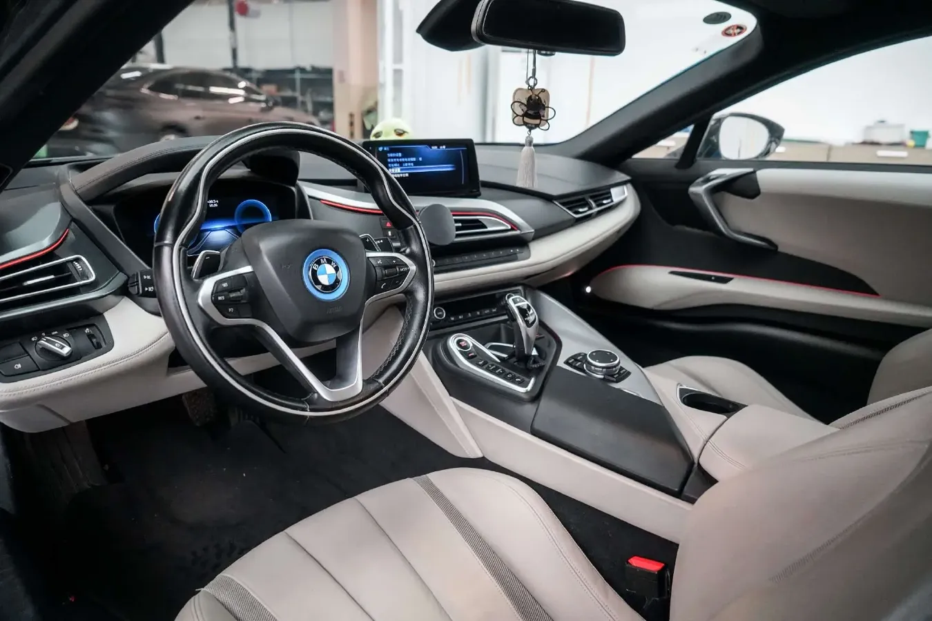 2014 BMW i8 1.5T 231HP L3 6AT PHEV 7.1KWH,autocango,china used car exporter,china ev exporter,chinese used car exporter,chinese used ev exporter