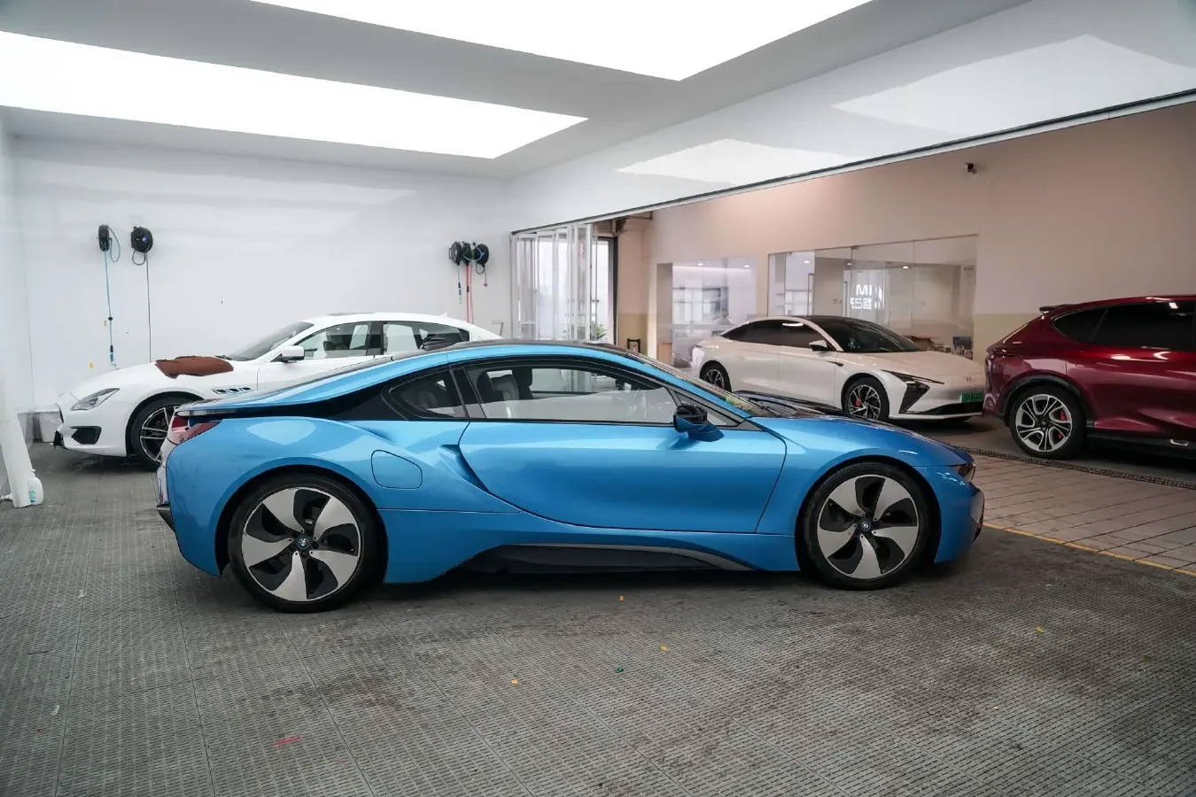 2014 BMW i8 1.5T 231HP L3 6AT PHEV 7.1KWH,autocango,china used car exporter,china ev exporter,chinese used car exporter,chinese used ev exporter