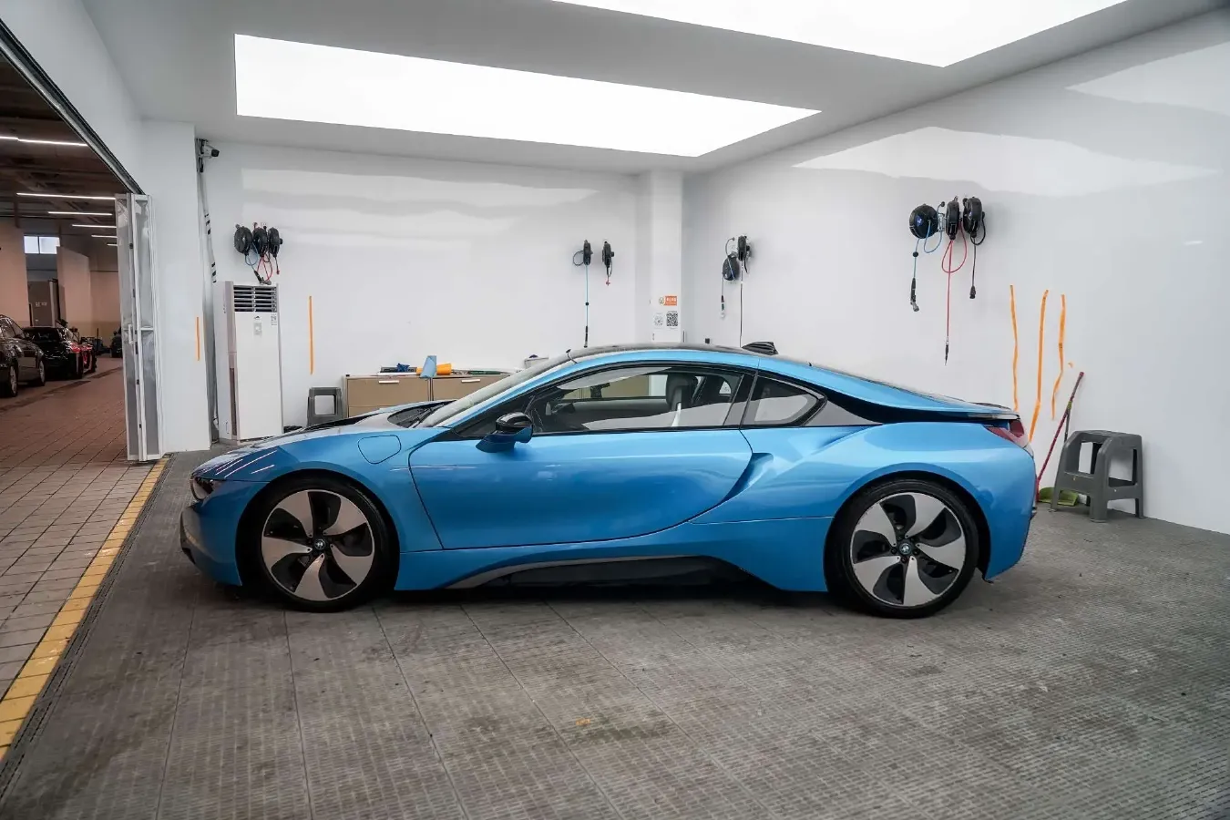 2014 BMW i8 1.5T 231HP L3 6AT PHEV 7.1KWH,autocango,china used car exporter,china ev exporter,chinese used car exporter,chinese used ev exporter