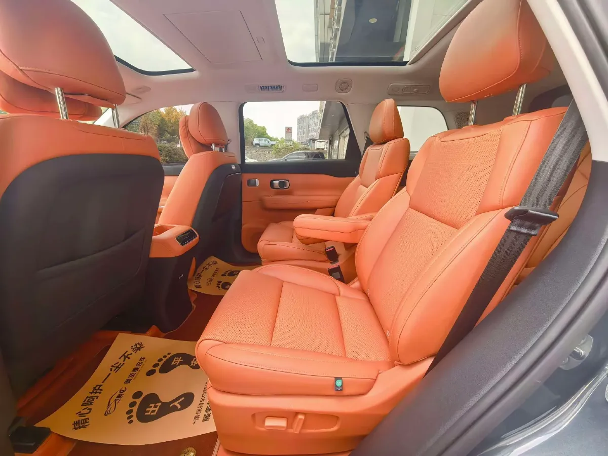 2024 Leapmotor C16 1.5L 95HP L4 REEV 28.4KWH,autocango,china used car exporter,china ev exporter,chinese used car exporter,chinese used ev exporter