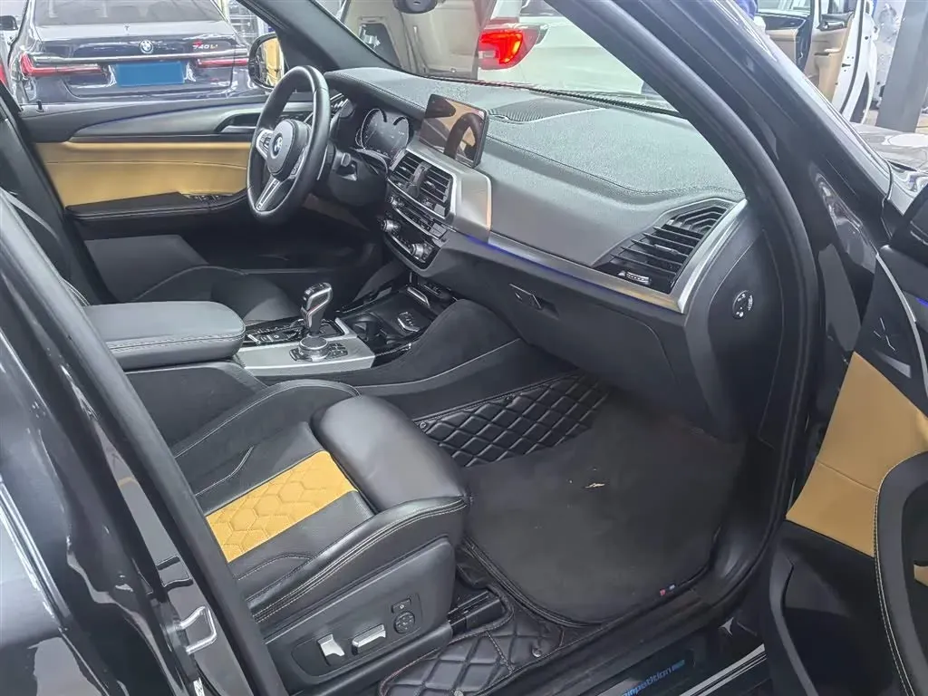 2019 BMW X3 M 3.0T 510HP L6 8AT,autocango,china used car exporter,china ev exporter,chinese used car exporter,chinese used ev exporter