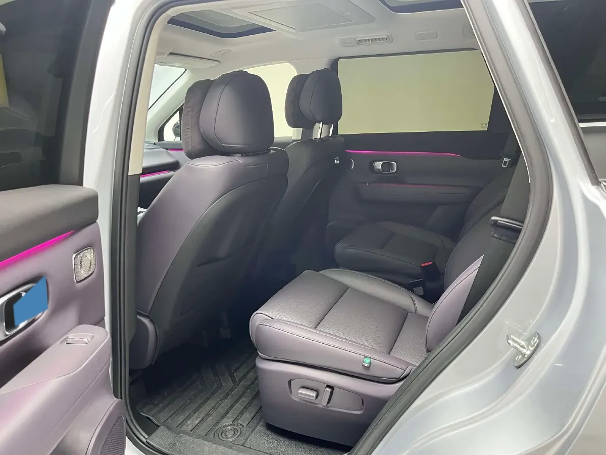 2024 Leapmotor C16 1.5L 95HP L4 REEV 28.4KWH,autocango,china used car exporter,china ev exporter,chinese used car exporter,chinese used ev exporter