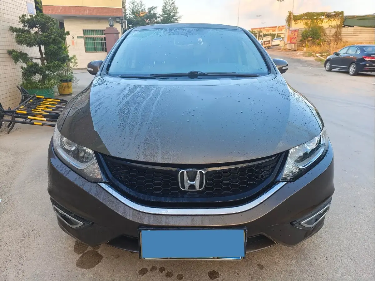 2016 Honda Jade 1.8L 141HP L4 5AT