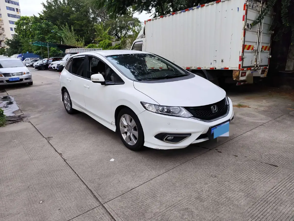 2013 Honda Jade 1.8L 141HP L4 5AT