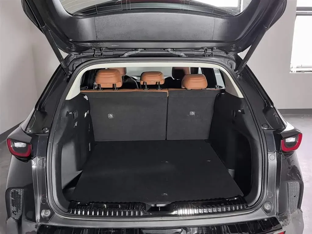 2023 Mazda CX-50 2.5L 188HP L4 6AT,autocango,china used car exporter,china ev exporter,chinese used car exporter,chinese used ev exporter