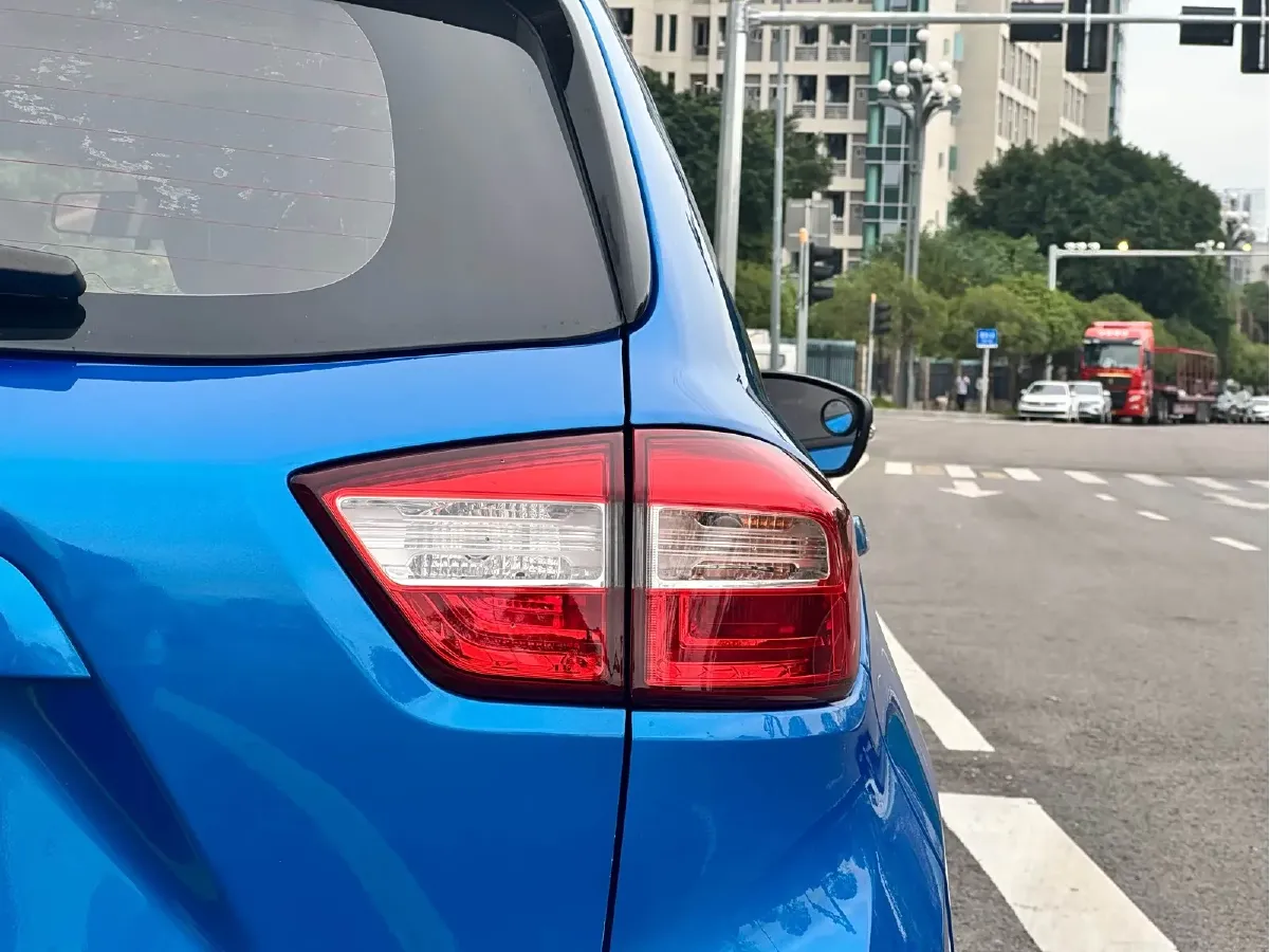 2016 ChangAn CS15 1.5L 107HP L4 5MT,autocango,china used car exporter,china ev exporter,chinese used car exporter,chinese used ev exporter