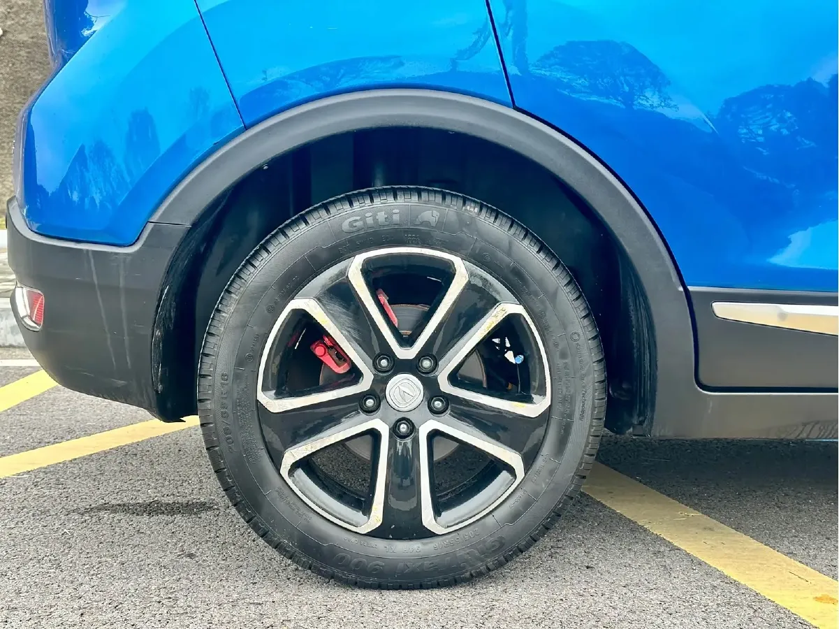 2016 ChangAn CS15 1.5L 107HP L4 5MT,autocango,china used car exporter,china ev exporter,chinese used car exporter,chinese used ev exporter