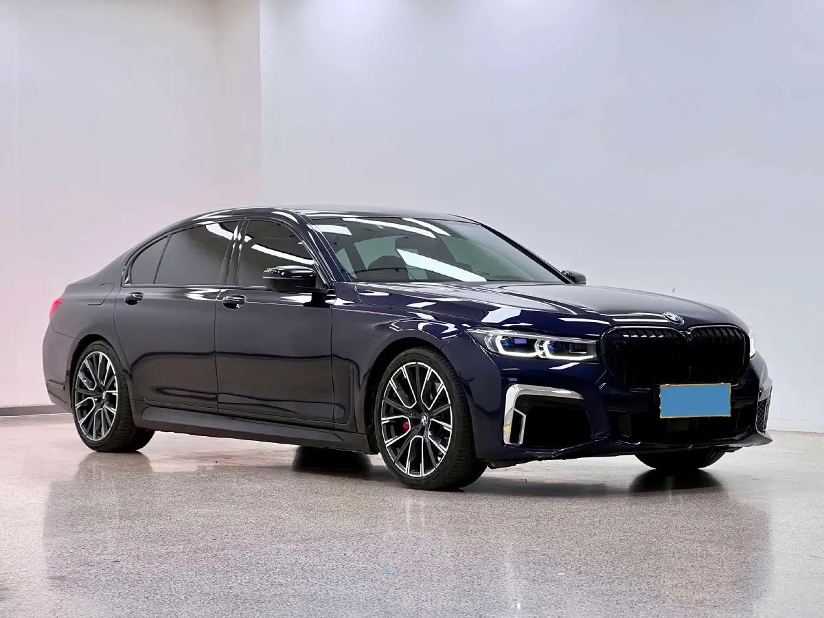 2019 BMW 7 Series 3.0T 340HP L6 8AT,autocango,china used car exporter,china ev exporter,chinese used car exporter,chinese used ev exporter