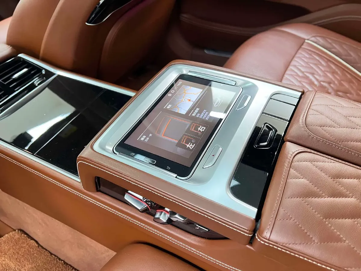 2019 BMW 7 Series 3.0T 340HP L6 8AT,autocango,china used car exporter,china ev exporter,chinese used car exporter,chinese used ev exporter