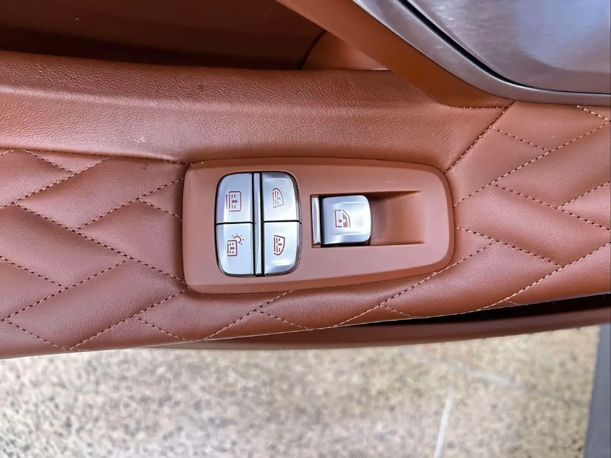 2019 BMW 7 Series 3.0T 340HP L6 8AT,autocango,china used car exporter,china ev exporter,chinese used car exporter,chinese used ev exporter