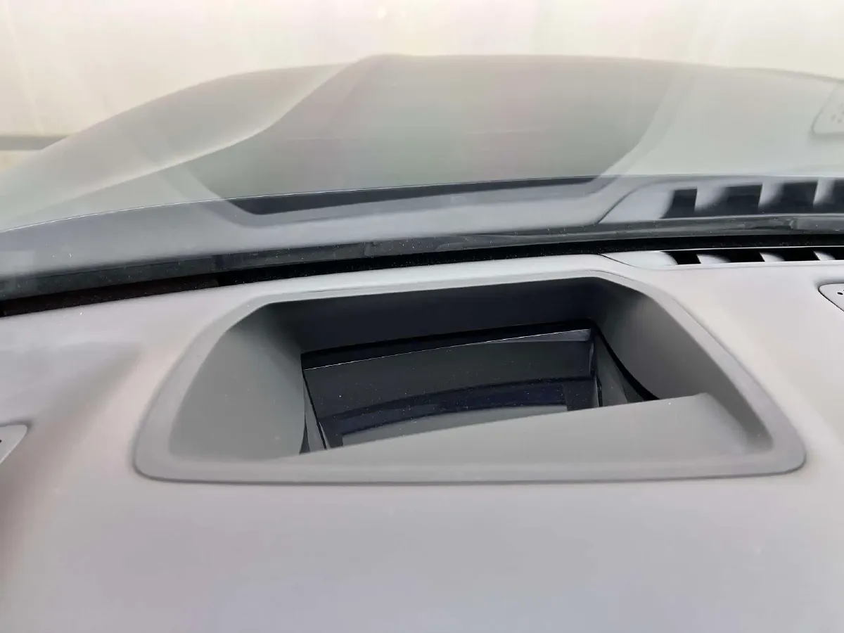 2019 BMW 7 Series 3.0T 340HP L6 8AT,autocango,china used car exporter,china ev exporter,chinese used car exporter,chinese used ev exporter