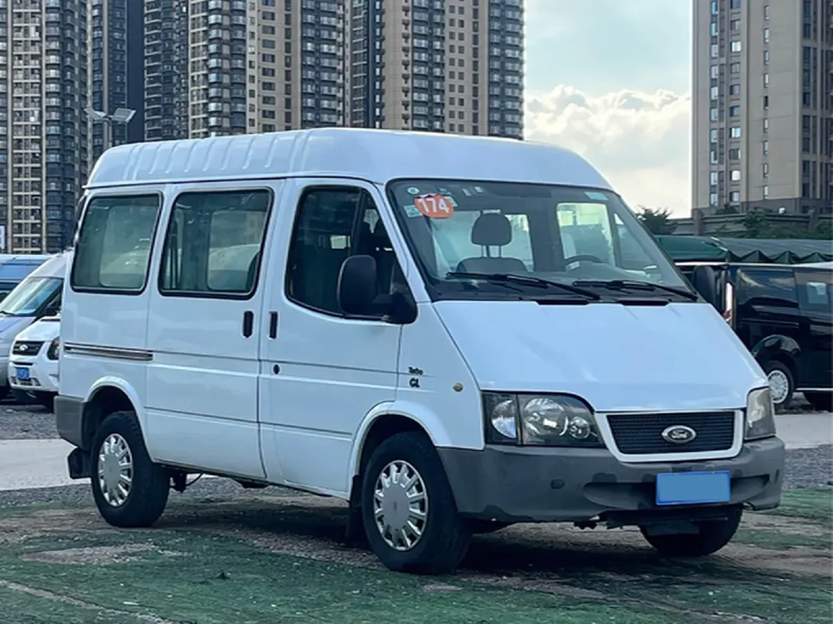 2015 Ford Classic Transit 2.8T 108HP L4 5MT,autocango,china used car exporter,china ev exporter,chinese used car exporter,chinese used ev exporter
