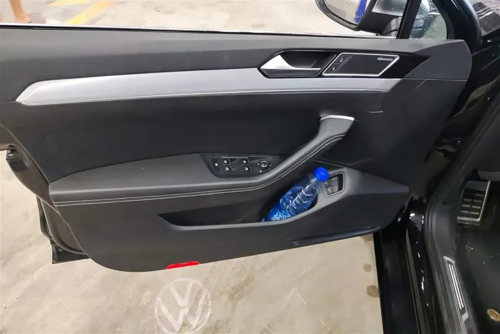 2022 Volkswagen Magotan GTE 1.4T 150HP L4 6DCT PHEV 13KWH,autocango,china used car exporter,china ev exporter,chinese used car exporter,chinese used ev exporter